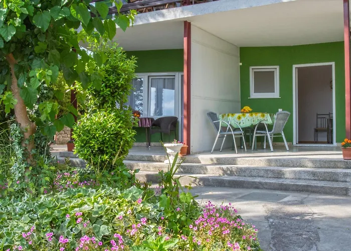 Apartmani Crikvenica 29894 - Lucica
