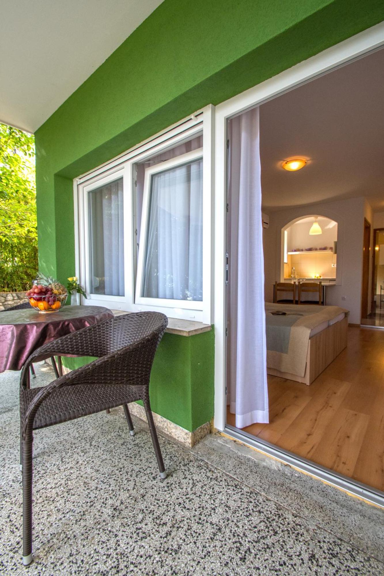 29894 - Lucica Apartment *